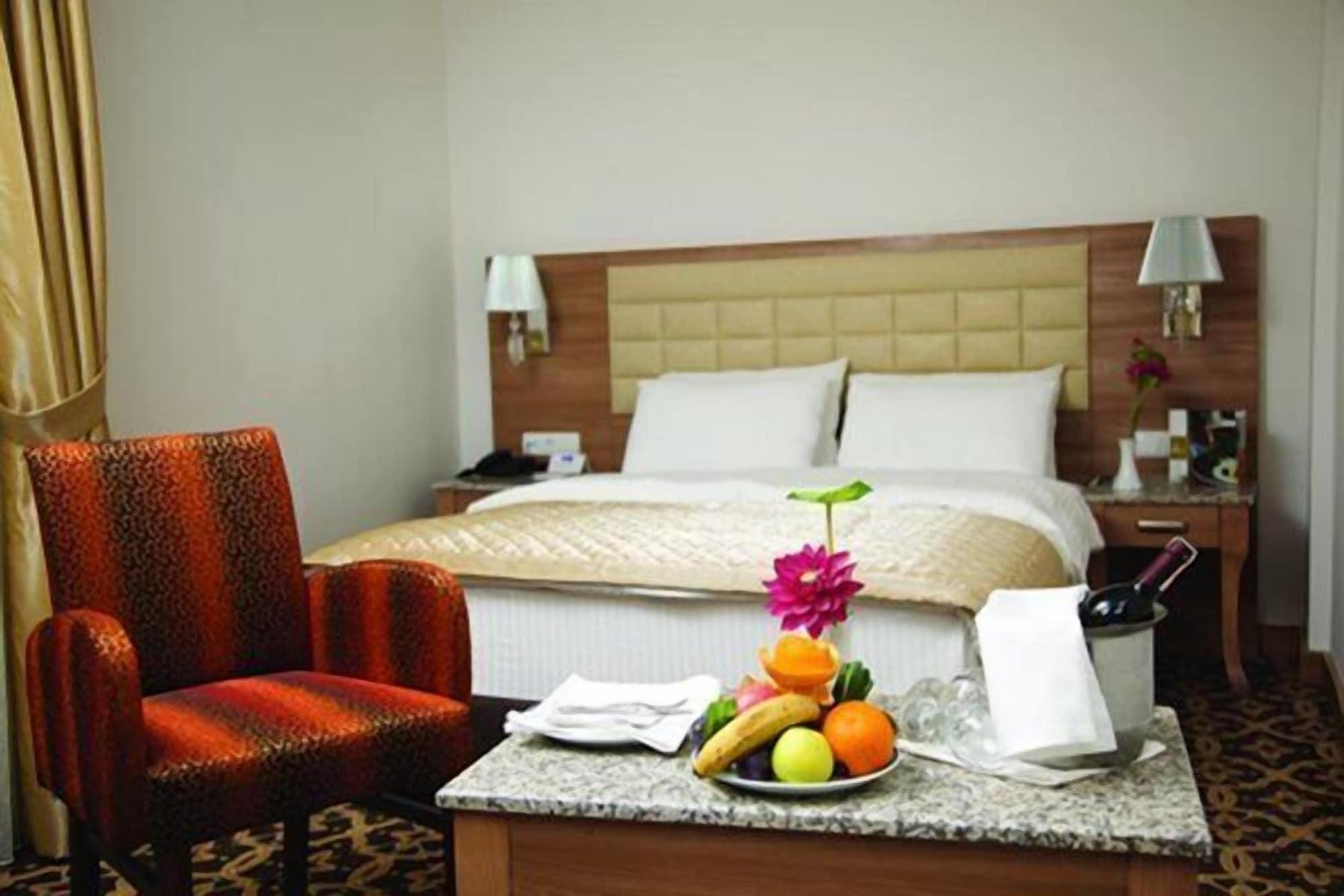 เดอะ ซิตี้ โฮเต็ล Hotel อิสตันบูล ภายนอก รูปภาพ