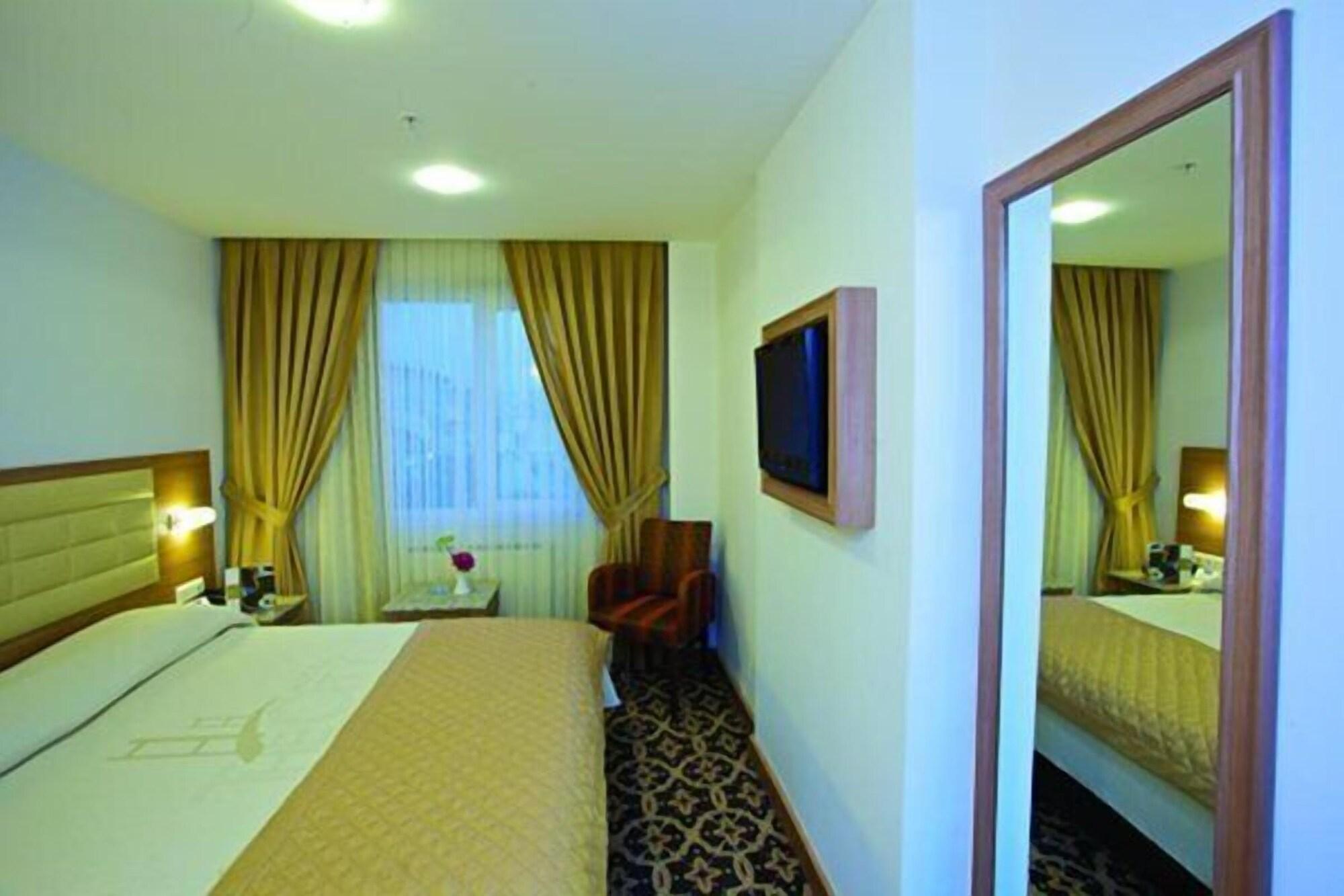 เดอะ ซิตี้ โฮเต็ล Hotel อิสตันบูล ภายนอก รูปภาพ