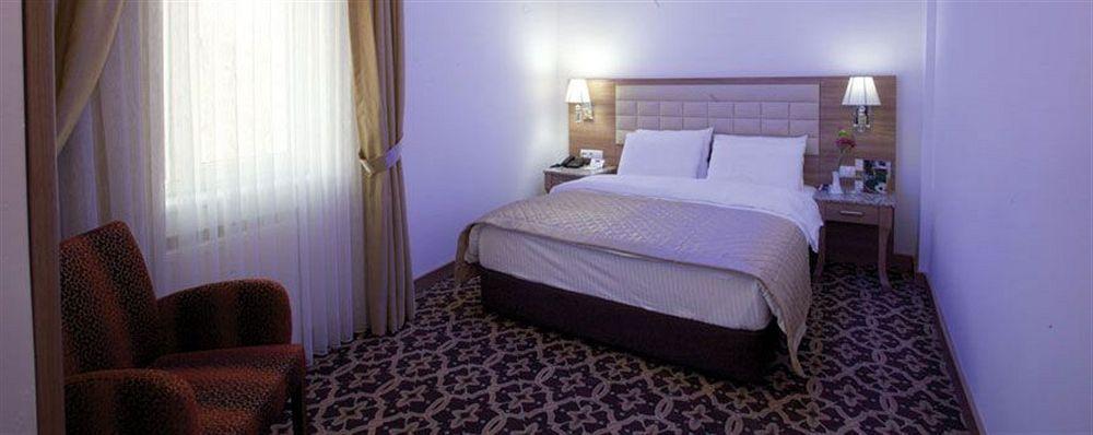 เดอะ ซิตี้ โฮเต็ล Hotel อิสตันบูล ภายนอก รูปภาพ