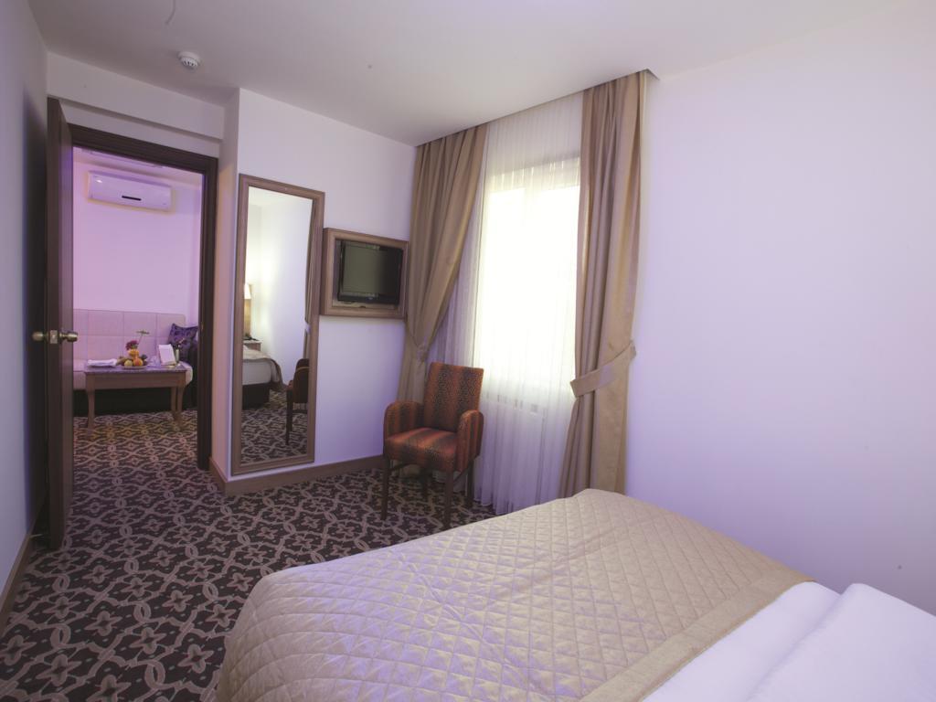 เดอะ ซิตี้ โฮเต็ล Hotel อิสตันบูล ภายนอก รูปภาพ
