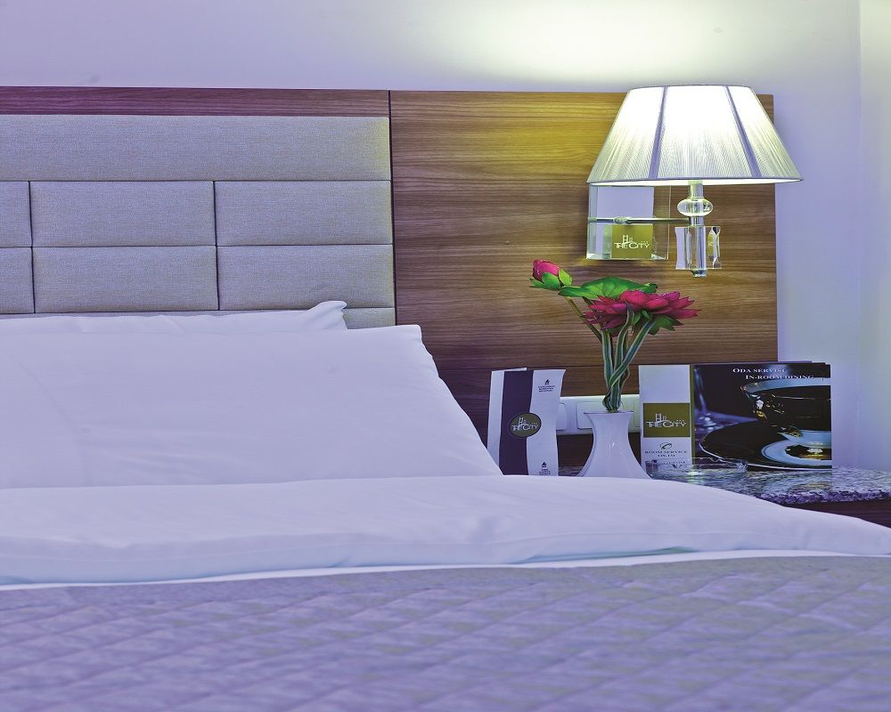 เดอะ ซิตี้ โฮเต็ล Hotel อิสตันบูล ภายนอก รูปภาพ